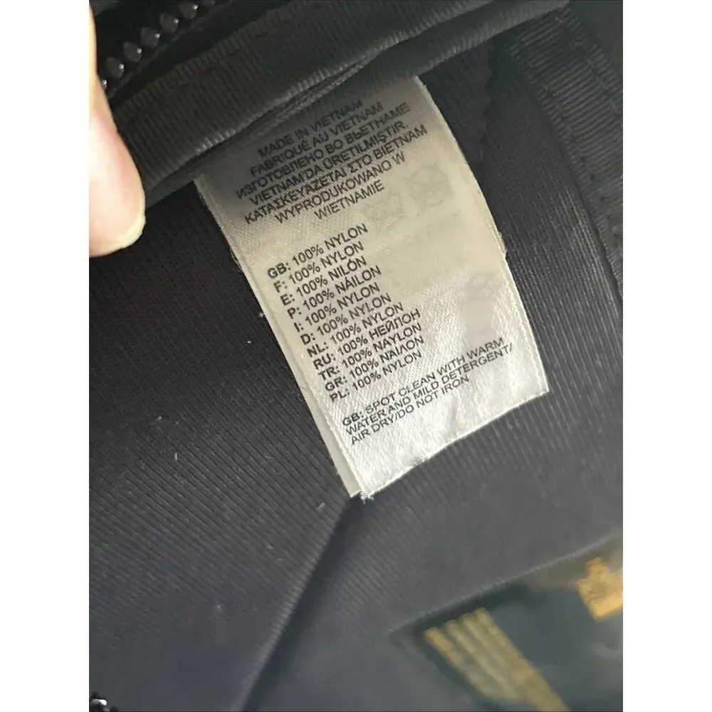 The North Face Recon Backpack FlexVent Suspension Black Holds 15” Laptop VGUC